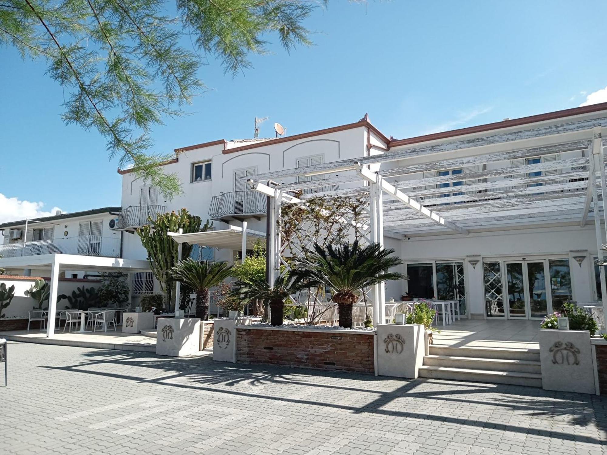 Mandetta - Adults Only Hotel 3*